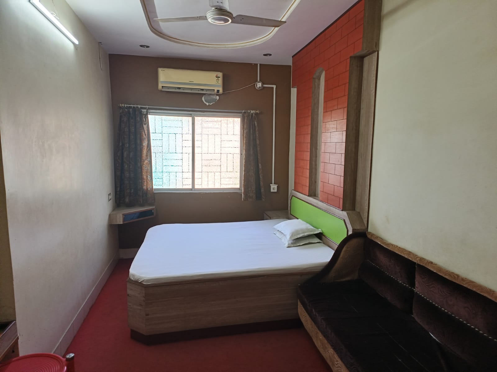 Single Bed AC Room